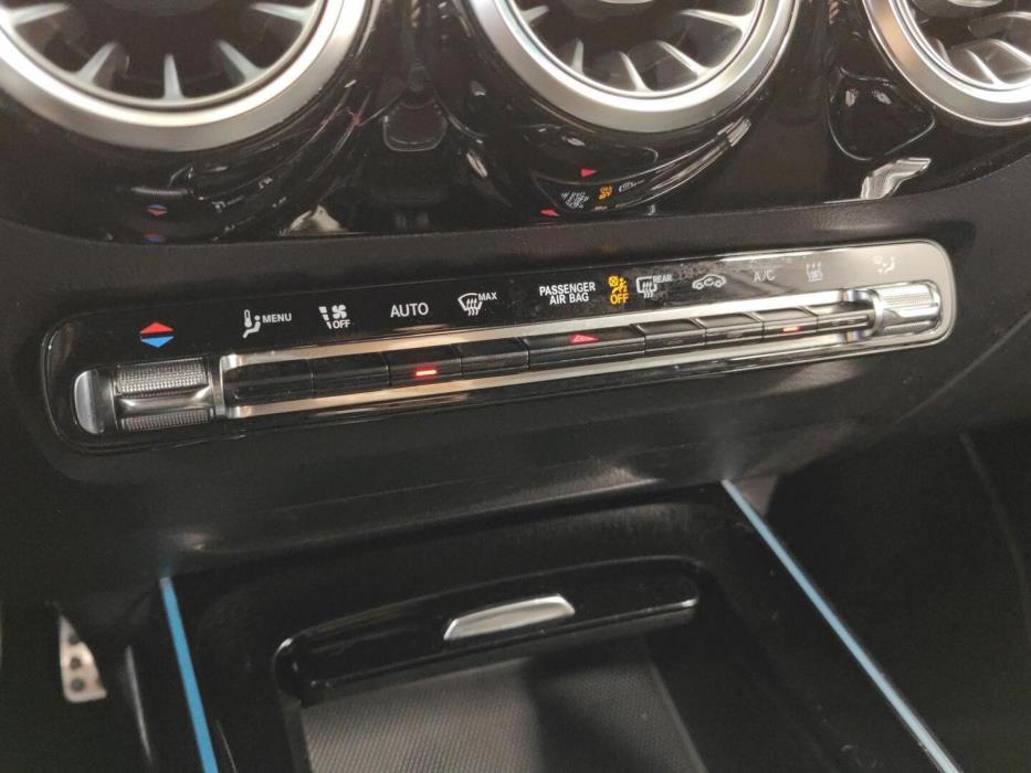 MERCEDES-BENZ B 2021