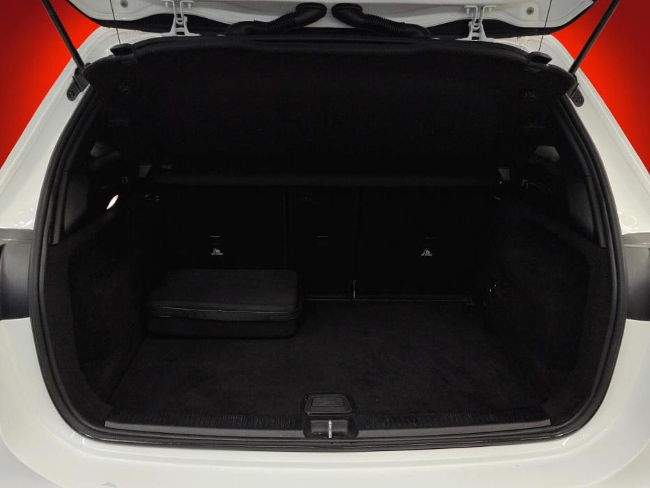 MERCEDES-BENZ B 2021