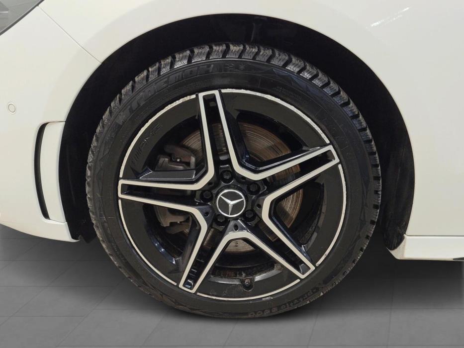 MERCEDES-BENZ B 2021