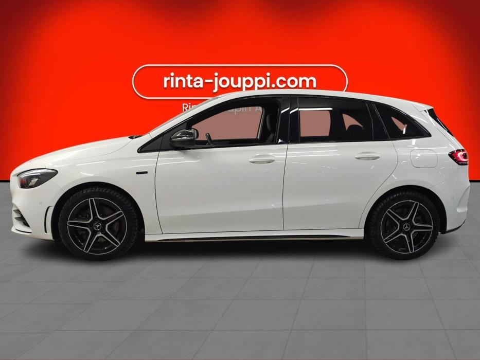 MERCEDES-BENZ B 2021
