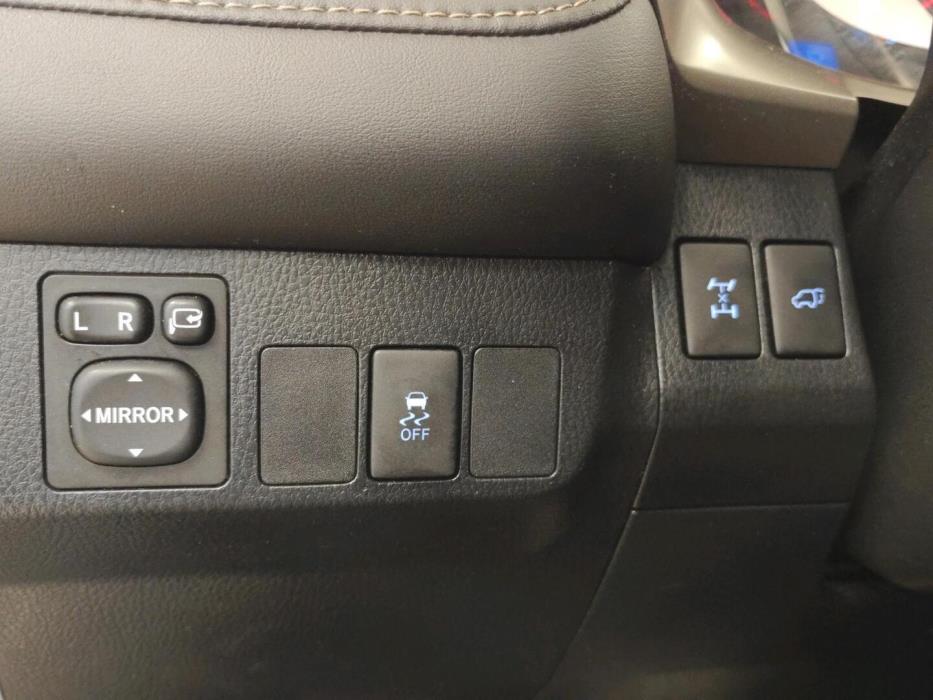 TOYOTA RAV4 2013