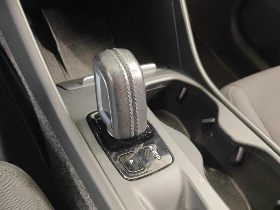 VOLVO XC40 2021