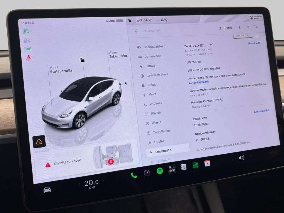 TESLA Model Y 2023