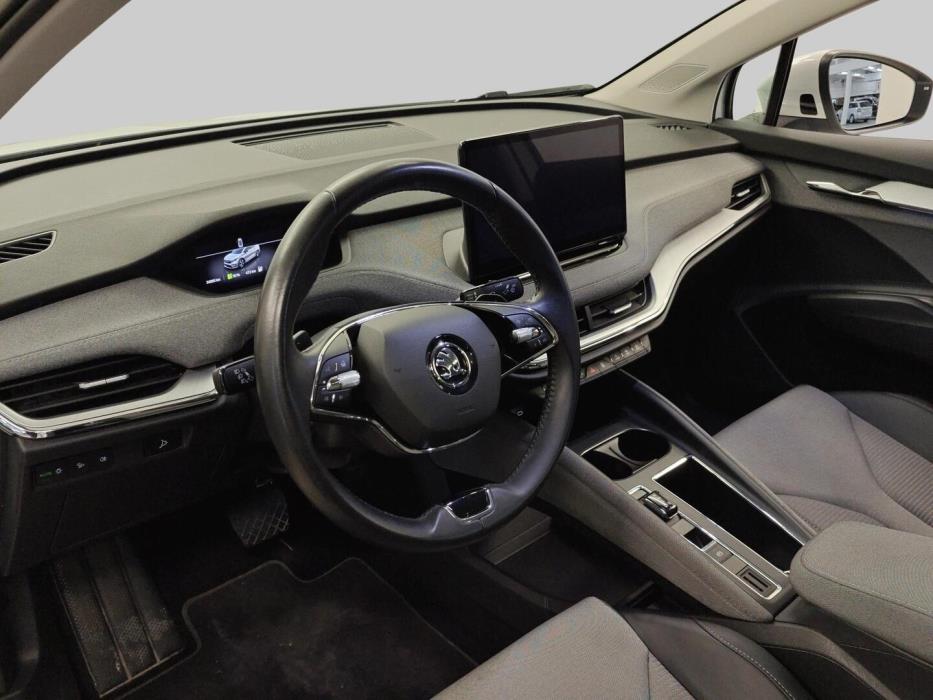SKODA Enyaq 2023