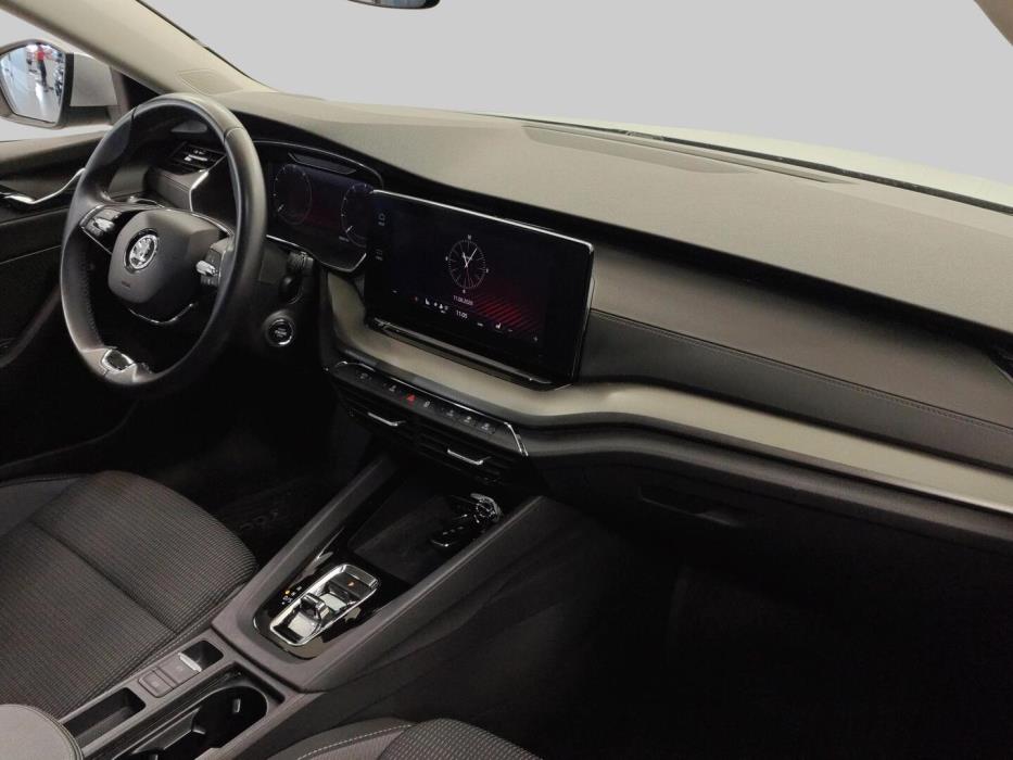 SKODA Octavia 2024