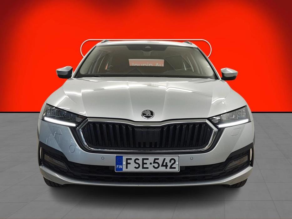 SKODA Octavia 2024