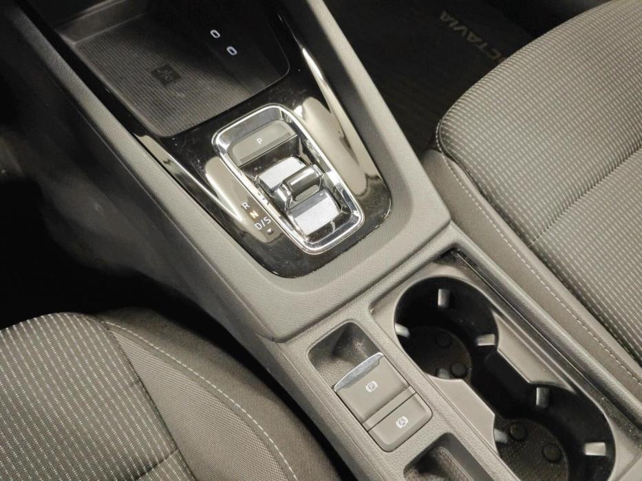 SKODA Octavia 2024