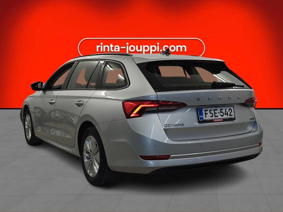 SKODA Octavia 2024
