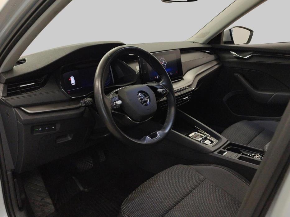 SKODA Octavia 2024