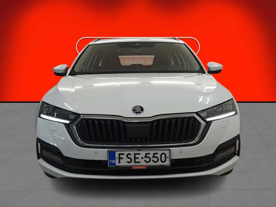 SKODA Octavia 2024