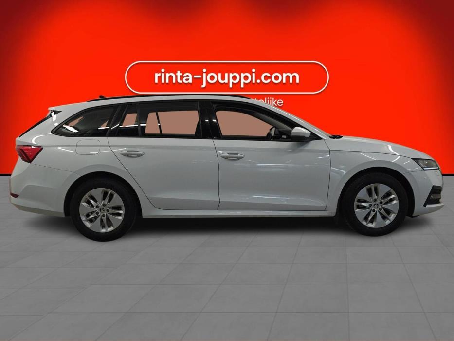 SKODA Octavia 2024