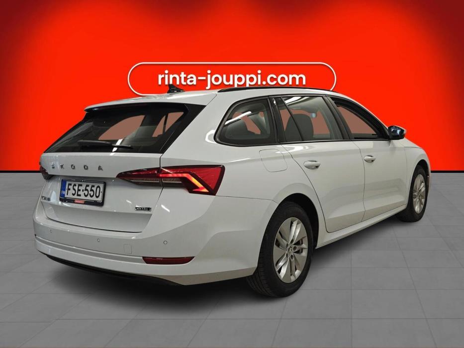 SKODA Octavia 2024