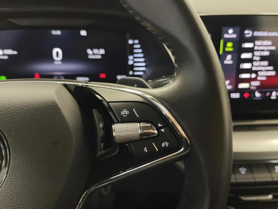SKODA Octavia 2024