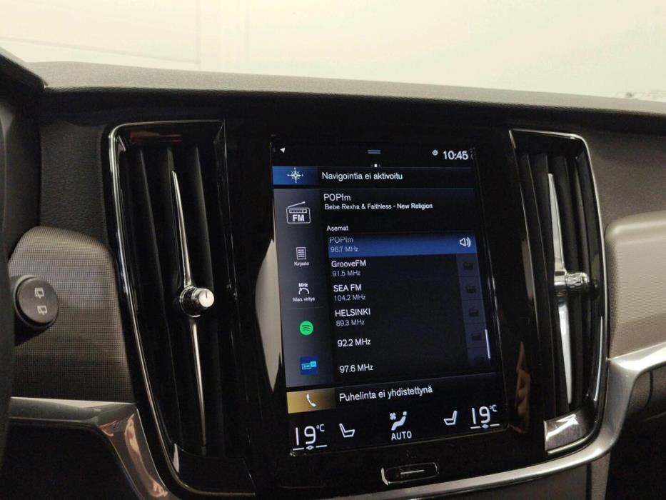 VOLVO V90 2021
