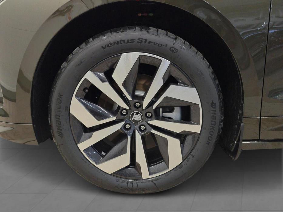 SKODA Enyaq 2026