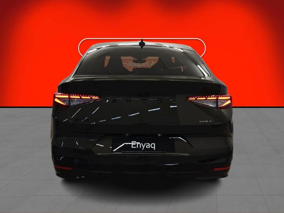 SKODA Enyaq 2026