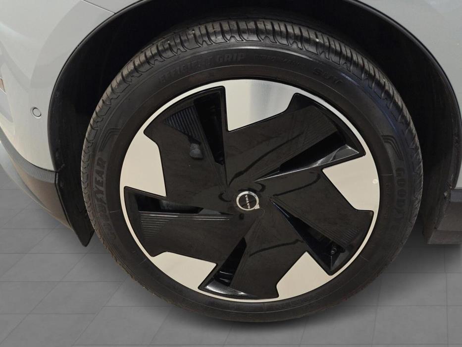 VOLVO EX30 2024