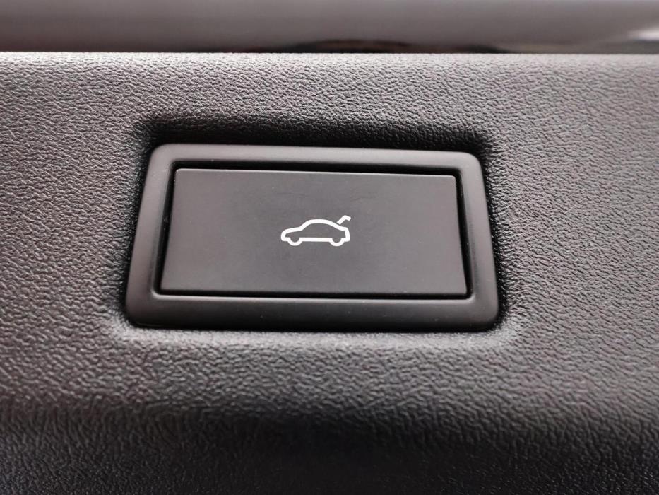 VOLKSWAGEN ID.7 2025