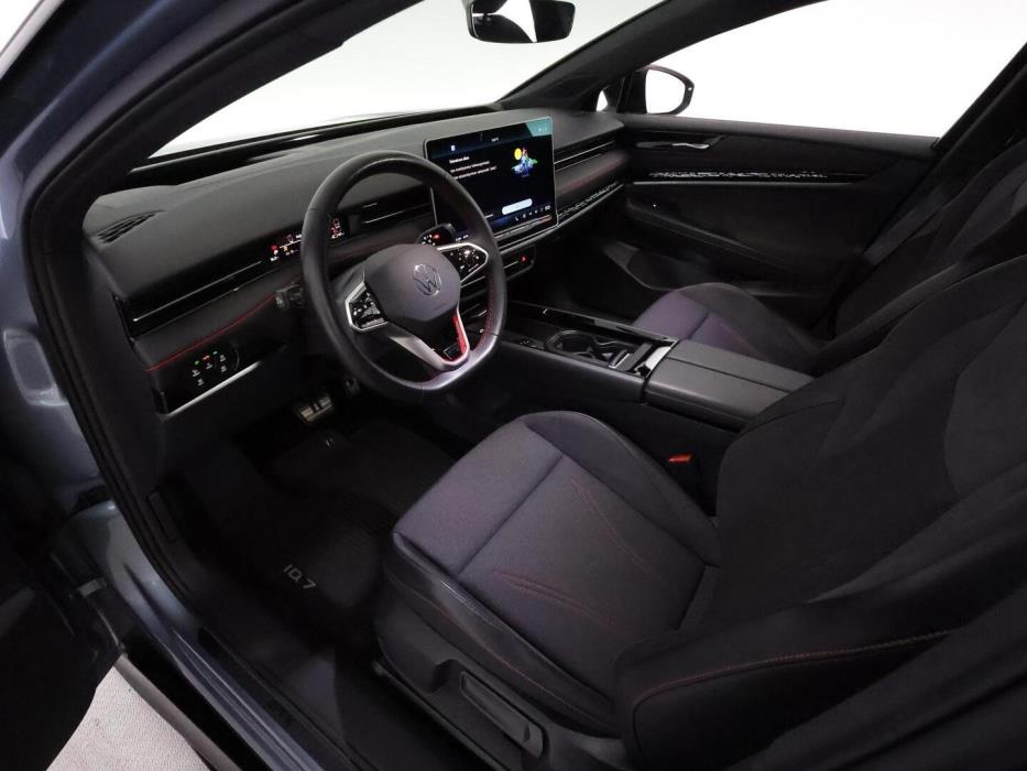VOLKSWAGEN ID.7 2025