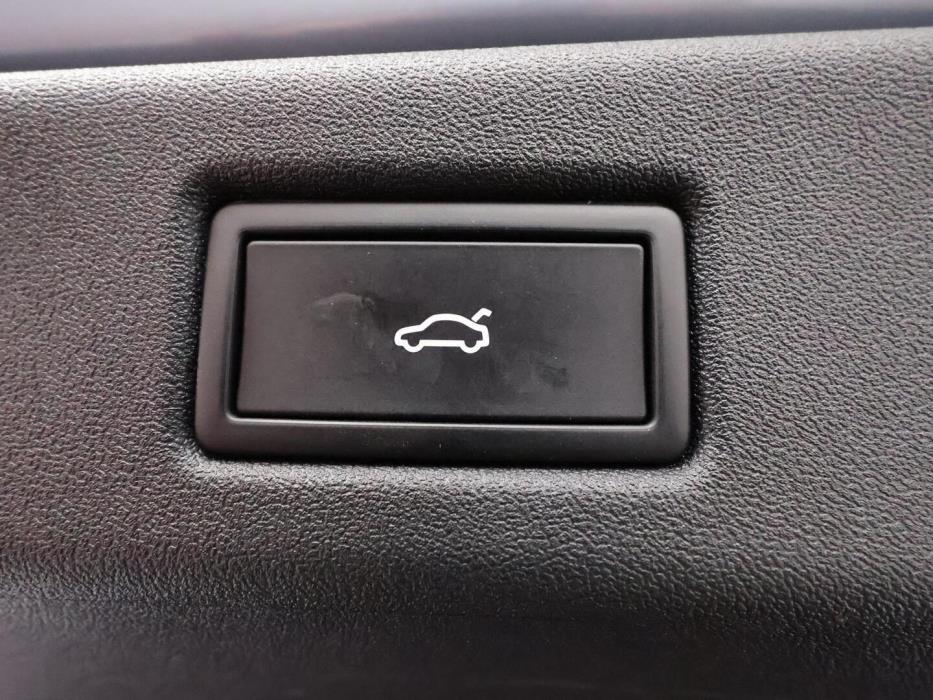 VOLKSWAGEN ID.7 2025