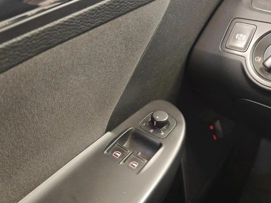VOLKSWAGEN Passat 2006