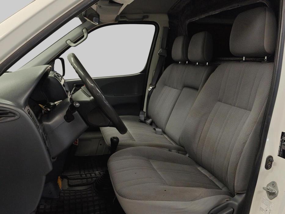 TOYOTA Hiace 2007