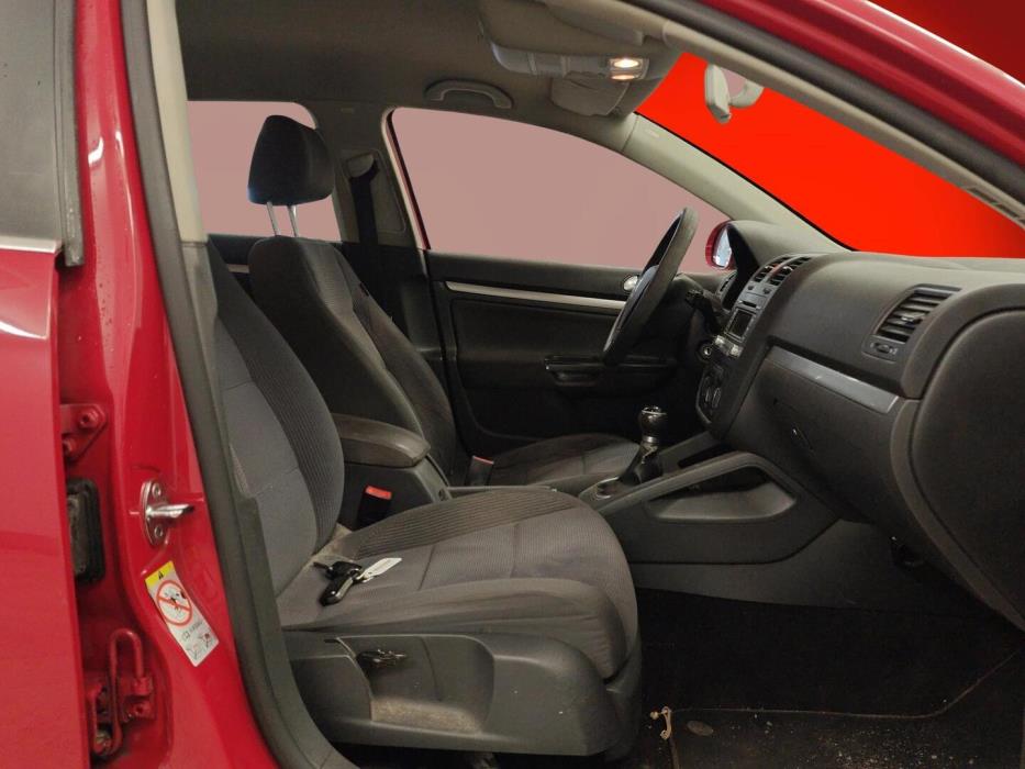 VOLKSWAGEN Golf 2007