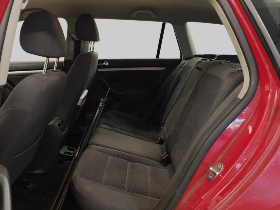 VOLKSWAGEN Golf 2007