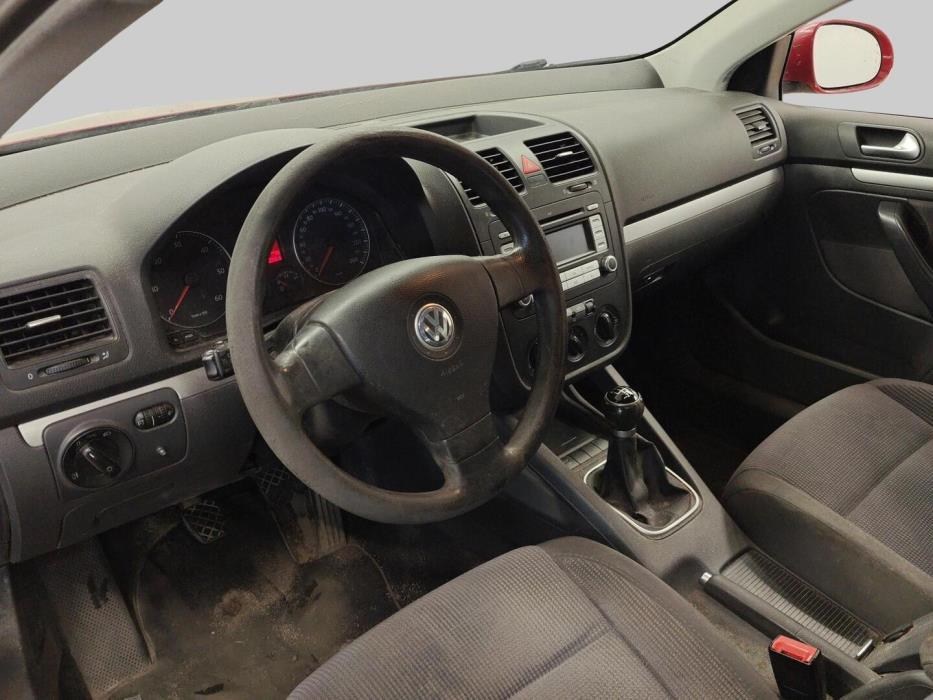 VOLKSWAGEN Golf 2007