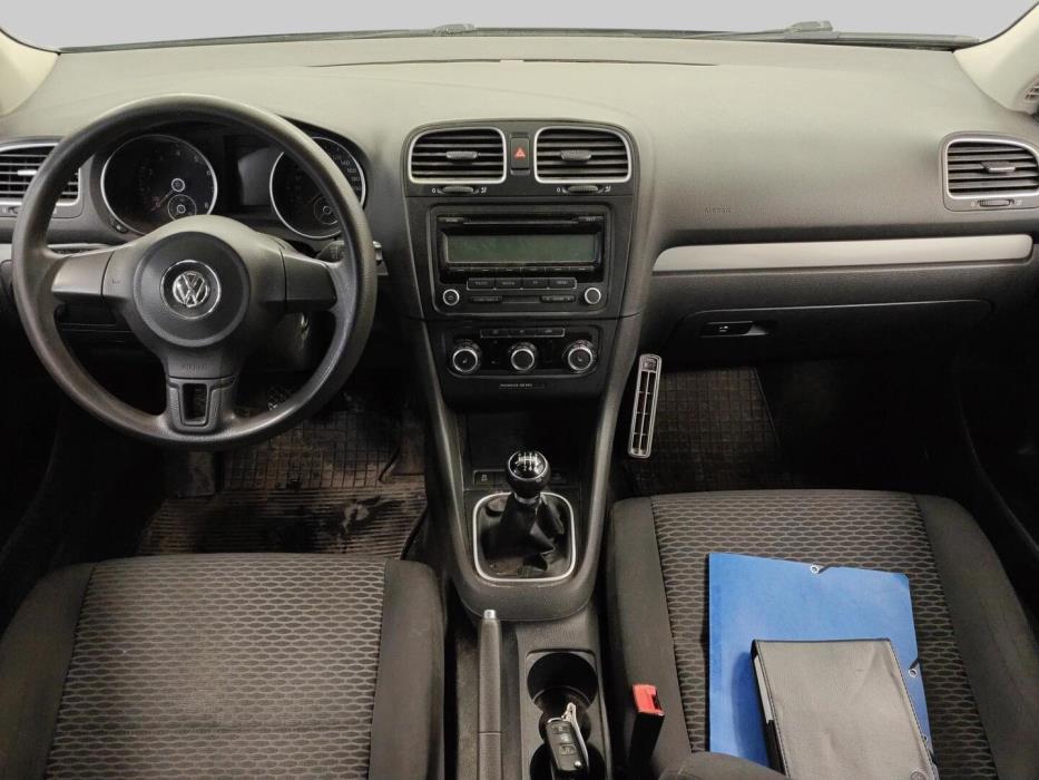 VOLKSWAGEN Golf 2011