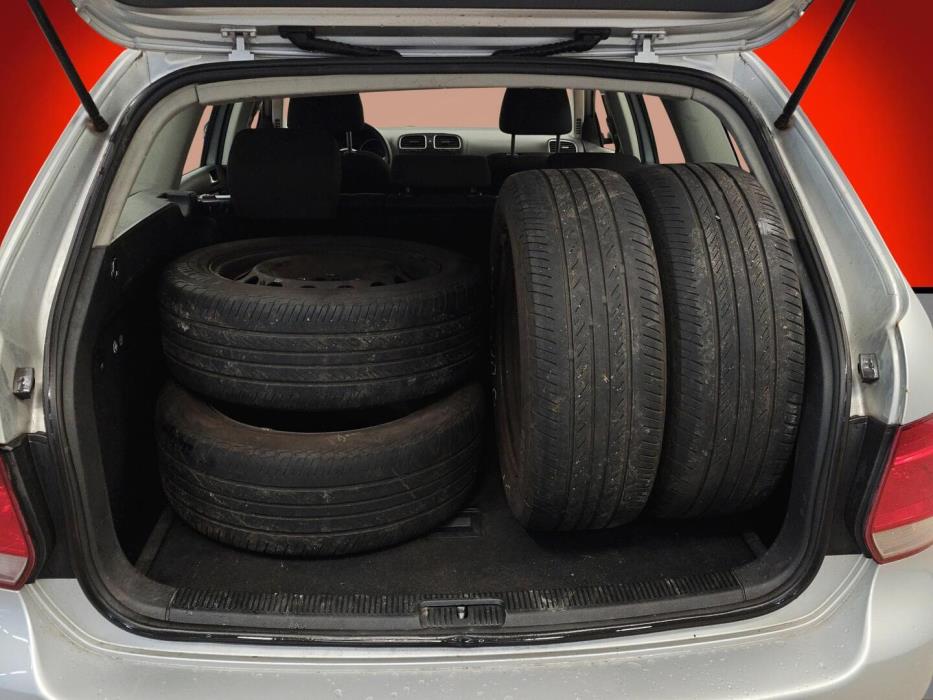 VOLKSWAGEN Golf 2011