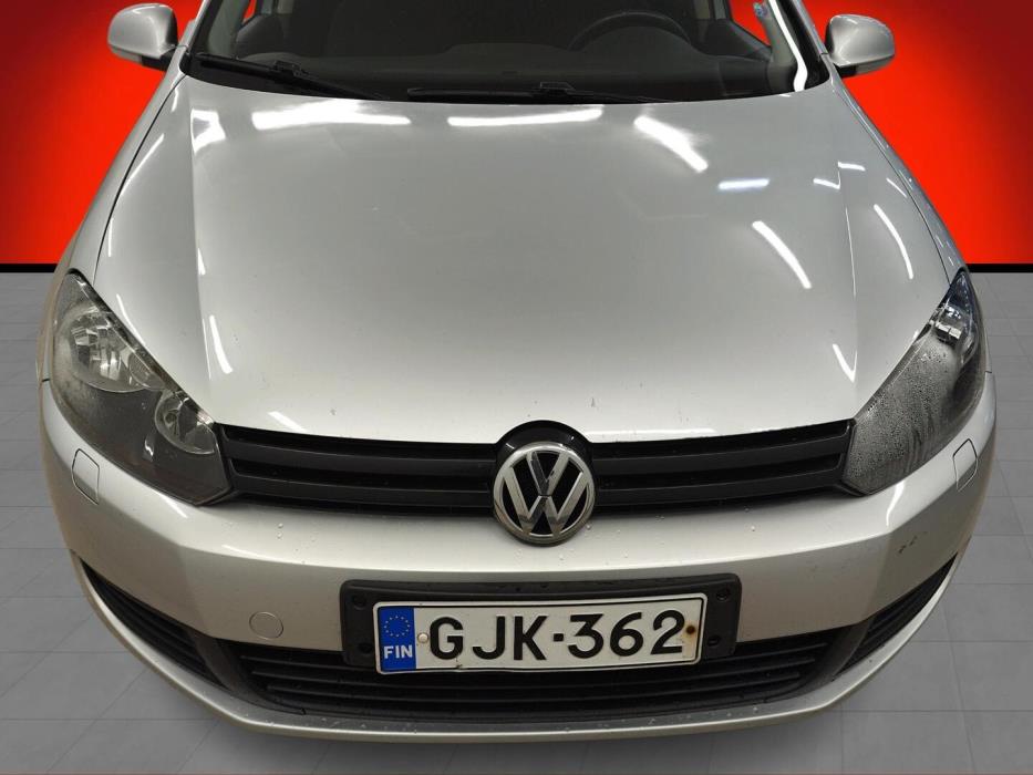 VOLKSWAGEN Golf 2011