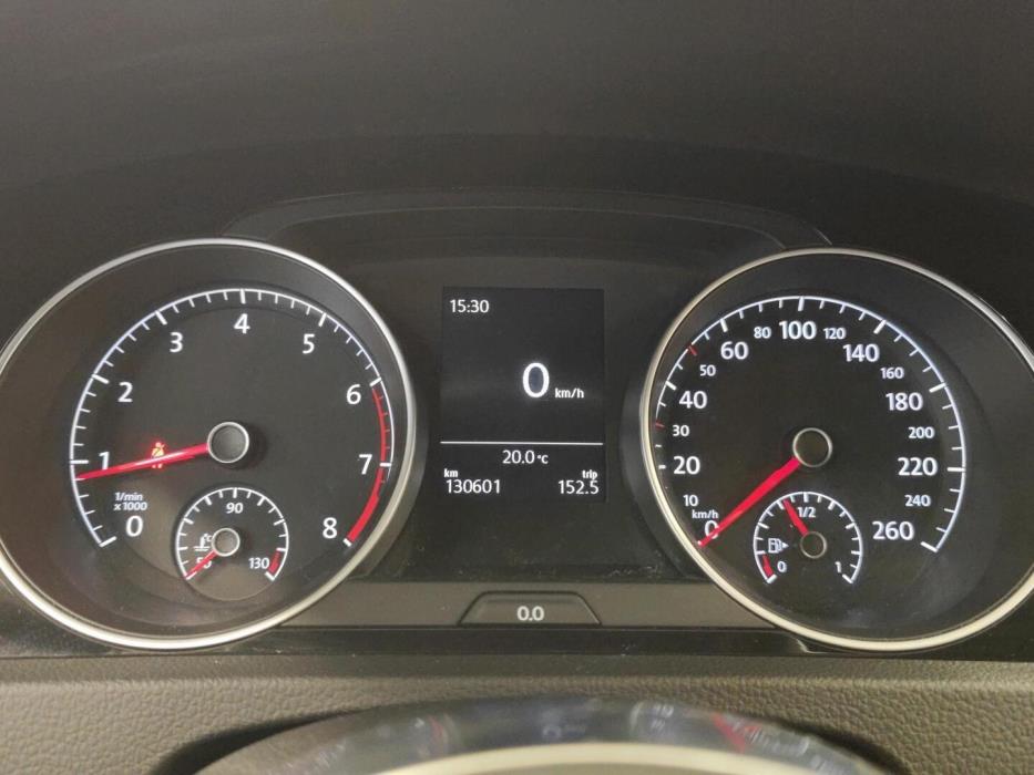VOLKSWAGEN Golf 2016