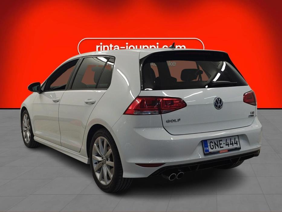 VOLKSWAGEN Golf 2016