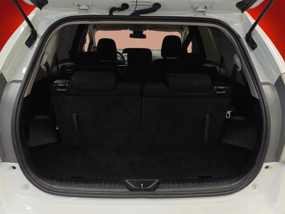 TOYOTA Prius+ 2019