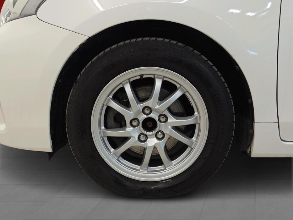 TOYOTA Prius+ 2019
