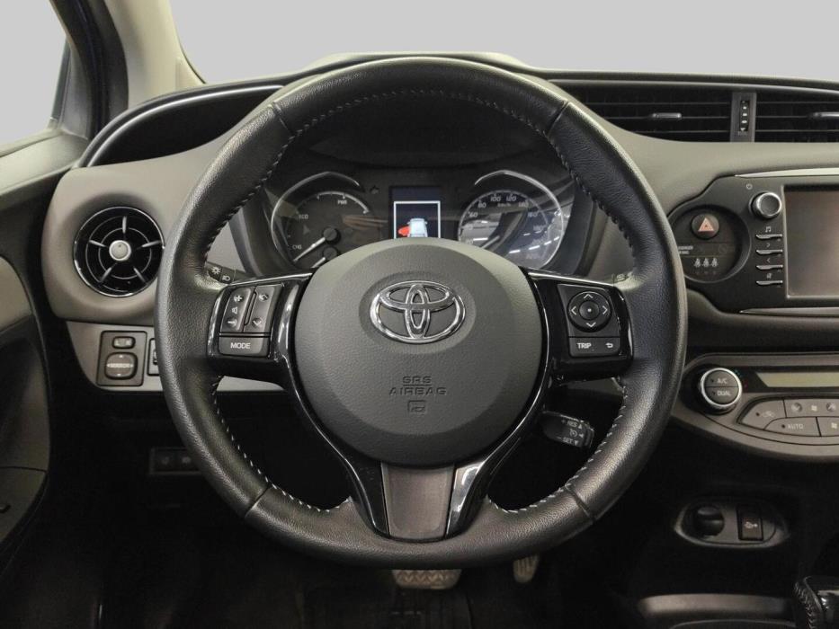 TOYOTA YARIS 2018