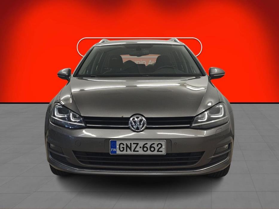 VOLKSWAGEN Golf 2015