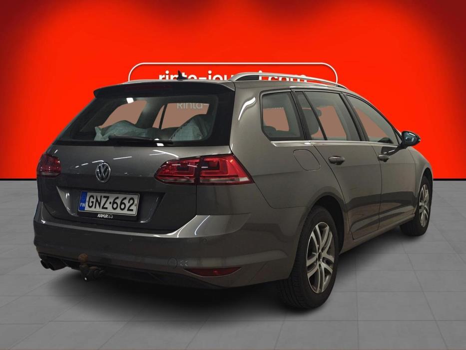 VOLKSWAGEN Golf 2015