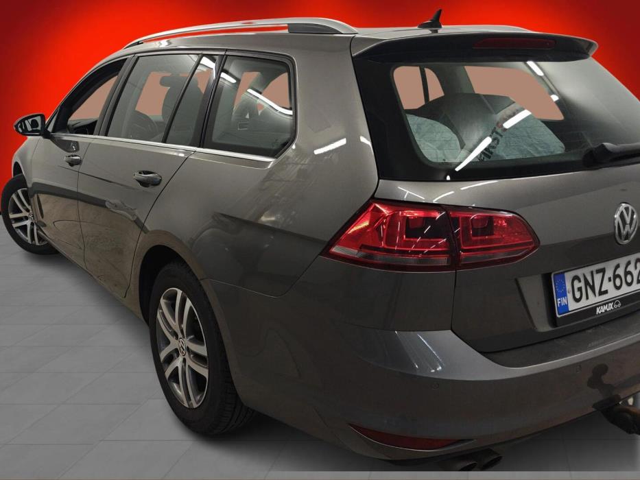 VOLKSWAGEN Golf 2015
