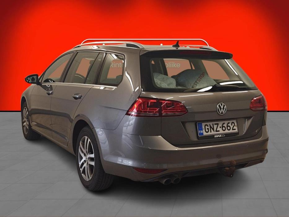 VOLKSWAGEN Golf 2015