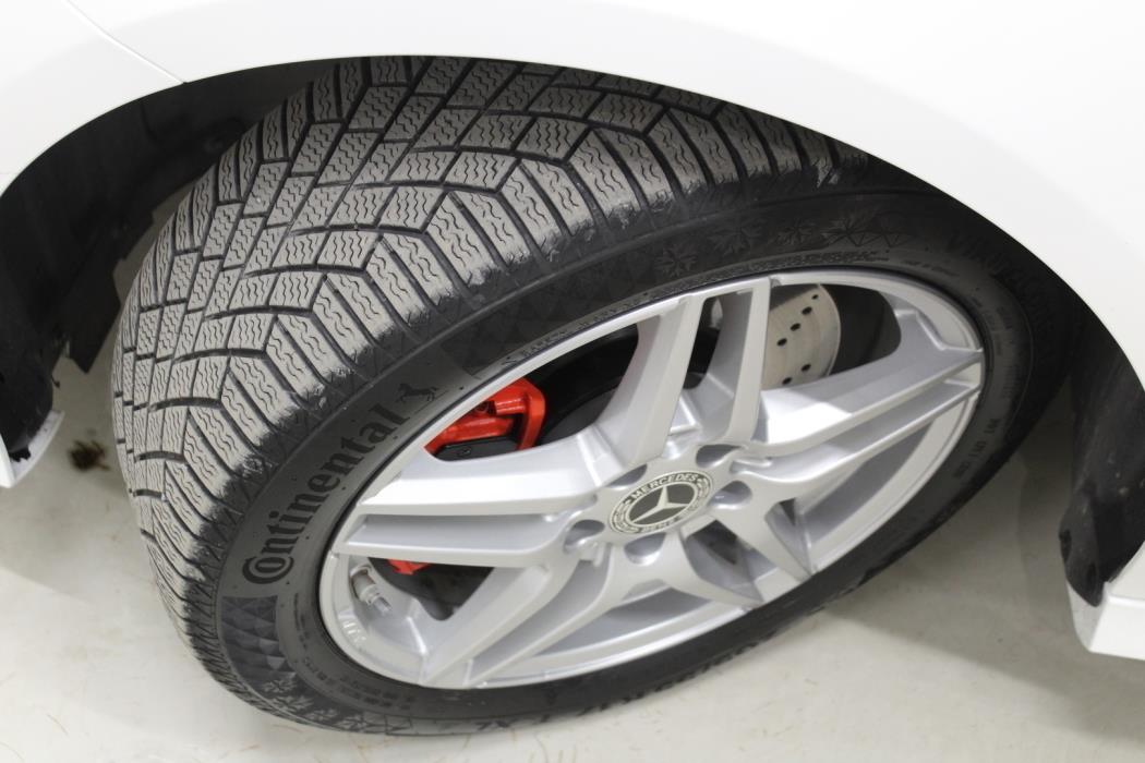 MERCEDES-BENZ CLA 2021