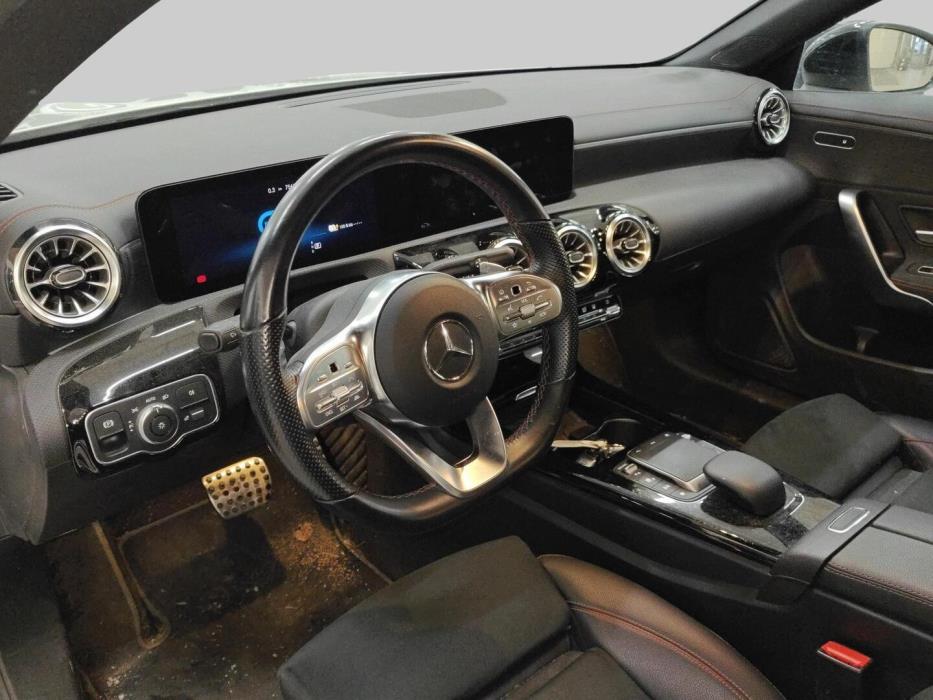 MERCEDES-BENZ CLA 2021