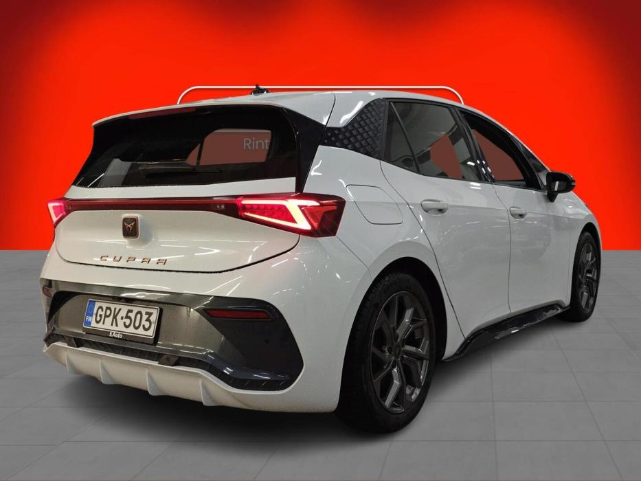 CUPRA Born 2023