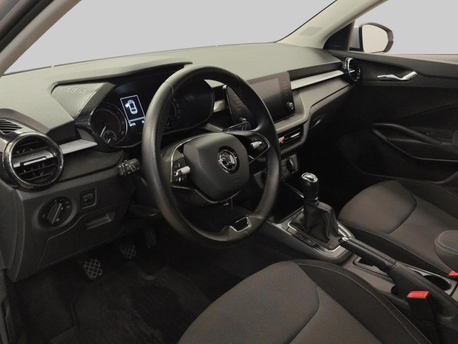 SKODA FABIA 2023