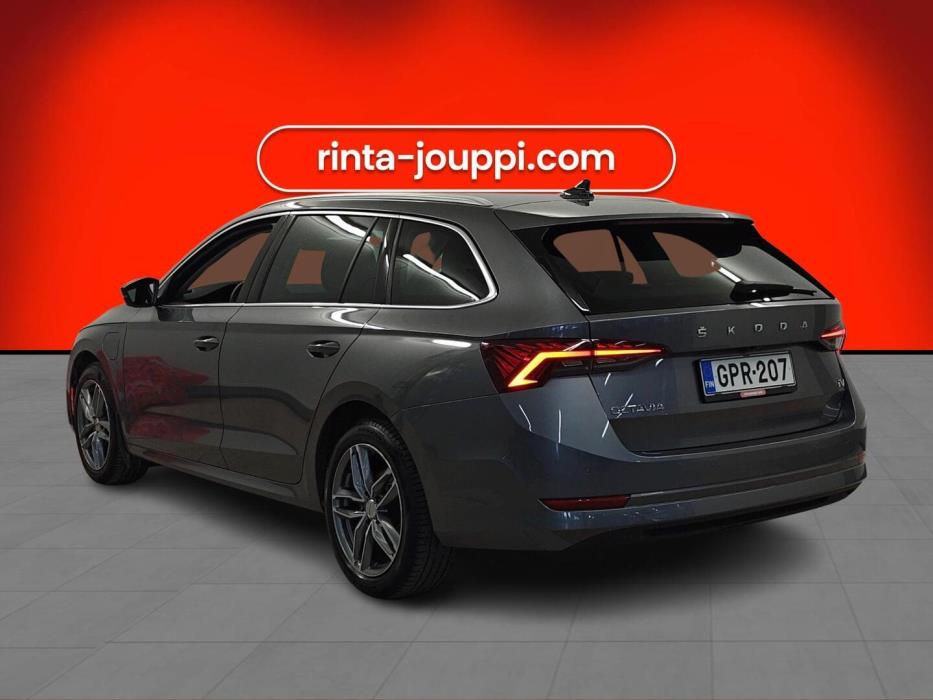 SKODA Octavia 2023