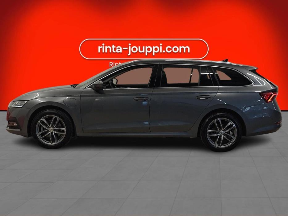 SKODA Octavia 2023