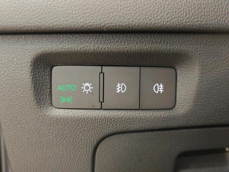 SKODA OCTAVIA 2024