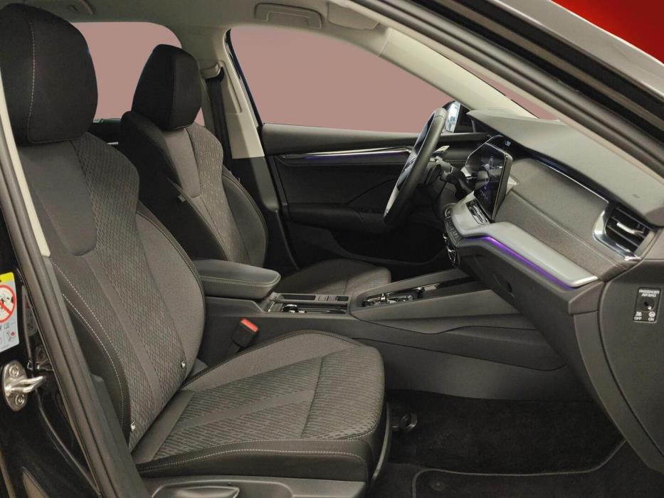SKODA OCTAVIA 2024