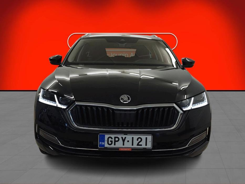 SKODA OCTAVIA 2024